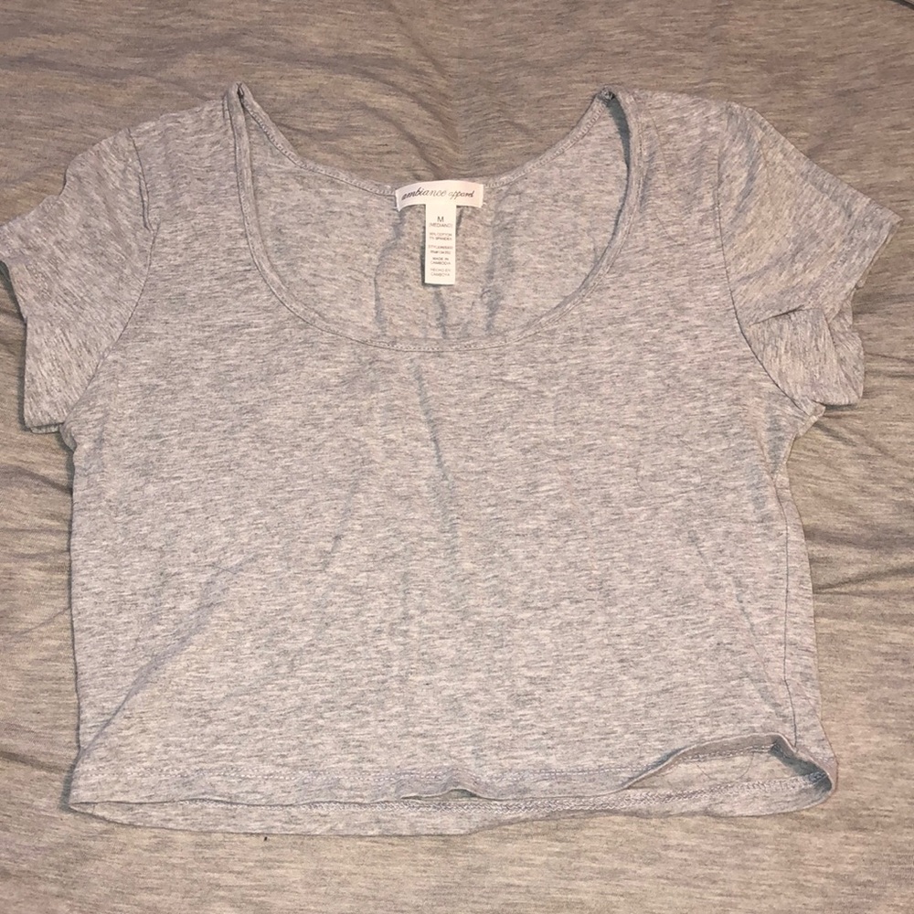 Grey Shortsleeved Crop Top